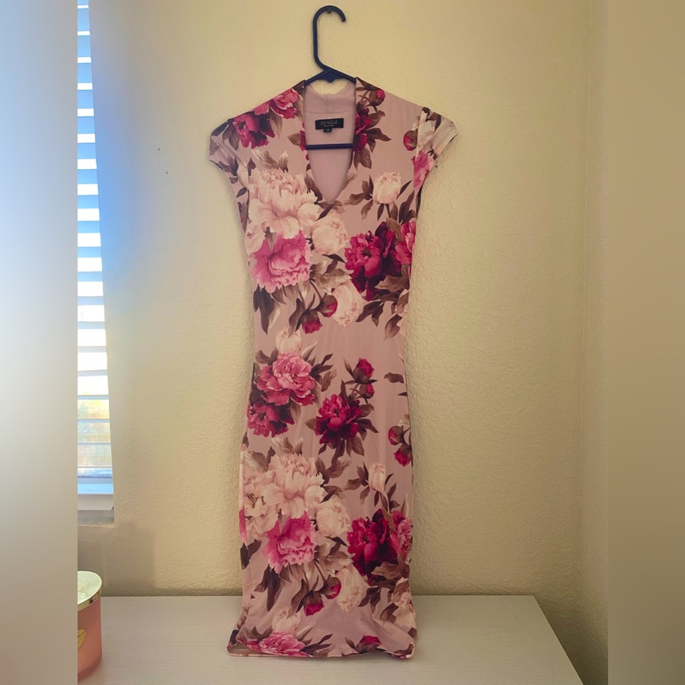 Beautiful Floral Dress🌸